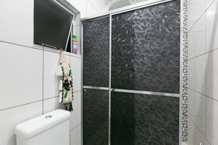 Casa à venda com 180m², 2 quartos e 2 vagasBanheiro