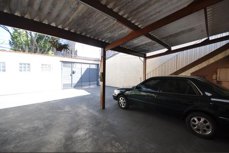 Casa à venda com 184m², 2 quartos e 2 vagasGaragem