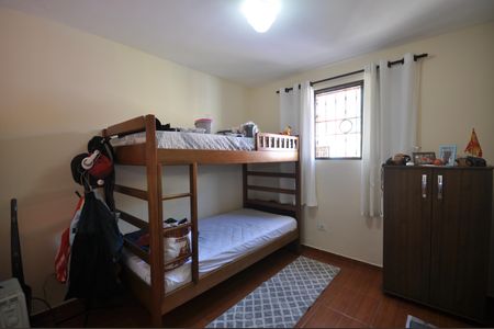 Casa à venda com 184m², 2 quartos e 2 vagasQuarto 1