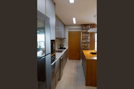 Apartamento à venda com 110m², 2 quartos e 2 vagasCozinha