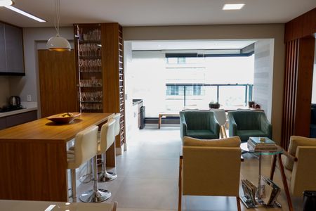 Apartamento à venda com 110m², 2 quartos e 2 vagasSala