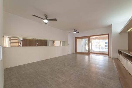 Apartamento à venda com 183m², 3 quartos e 3 vagasSala de TV