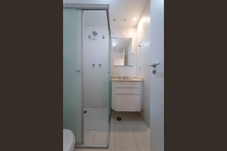 Apartamento à venda com 183m², 3 quartos e 3 vagasBanheiro da Suíte 2