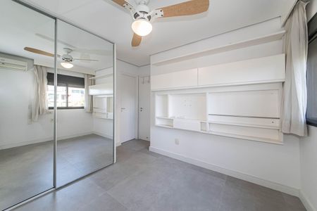 Apartamento à venda com 183m², 3 quartos e 3 vagasSuíte 2