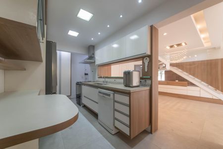 Apartamento à venda com 183m², 3 quartos e 3 vagasCozinha
