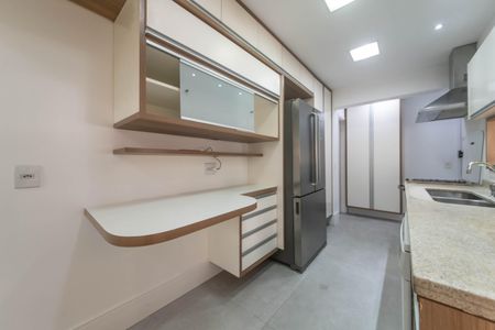 Apartamento à venda com 183m², 3 quartos e 3 vagasCozinha