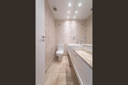 Apartamento à venda com 183m², 3 quartos e 3 vagasLavabo 