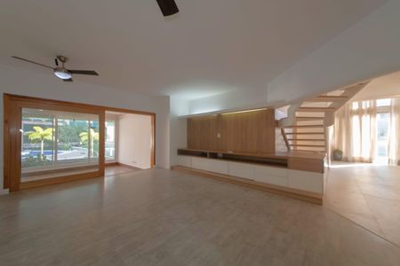 Apartamento à venda com 183m², 3 quartos e 3 vagasSala de TV