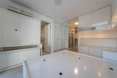Apartamento à venda com 183m², 3 quartos e 3 vagasSuíte 3