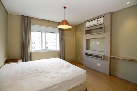 Apartamento para alugar com 279m², 3 quartos e 1 vaga Apartamento para alugar com 279m², 3 quartos e 1 vagaSuíte 2