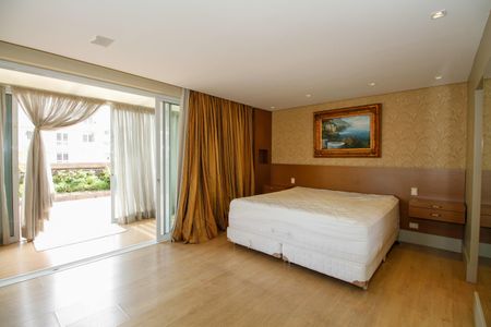 Apartamento para alugar com 279m², 3 quartos e 1 vaga Apartamento para alugar com 279m², 3 quartos e 1 vagaSuíte 3