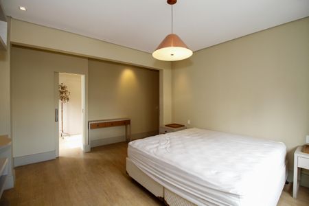 Apartamento para alugar com 279m², 3 quartos e 1 vaga Apartamento para alugar com 279m², 3 quartos e 1 vagaSuíte 2