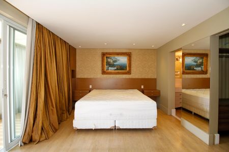 Apartamento para alugar com 279m², 3 quartos e 1 vaga Apartamento para alugar com 279m², 3 quartos e 1 vagaSuíte 3