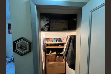 Casa à venda com 70m², 2 quartos e 2 vagasDispensa