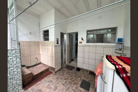 Casa à venda com 70m², 2 quartos e 2 vagasÁrea de Serviço