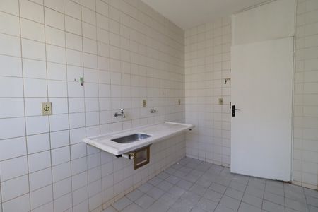 Apartamento para alugar com 71m², 2 quartos e 1 vaga Apartamento para alugar com 71m², 2 quartos e 1 vagaCozinha