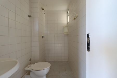 Apartamento para alugar com 71m², 2 quartos e 1 vaga Apartamento para alugar com 71m², 2 quartos e 1 vagaBanheiro