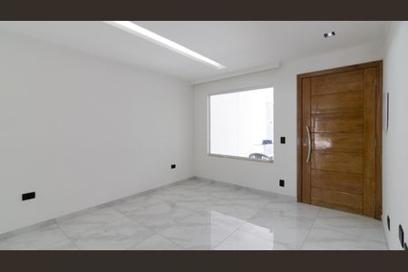 Casa à venda com 145m², 3 quartos e 2 vagas Casa à venda com 145m², 3 quartos e 2 vagasSala