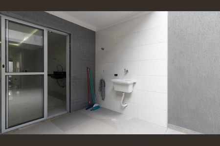 Casa à venda com 145m², 3 quartos e 2 vagas Casa à venda com 145m², 3 quartos e 2 vagasÁrea de Serviço