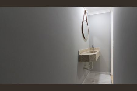 Casa à venda com 145m², 3 quartos e 2 vagas Casa à venda com 145m², 3 quartos e 2 vagasLavabo