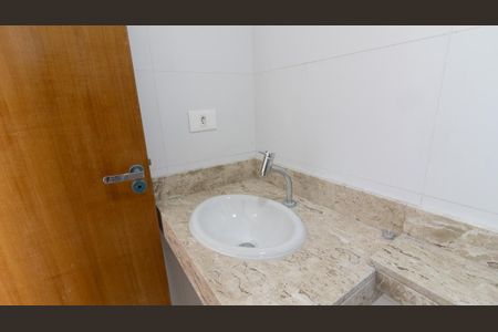 Casa à venda com 145m², 3 quartos e 2 vagas Casa à venda com 145m², 3 quartos e 2 vagasBanheiro da Suíte 2