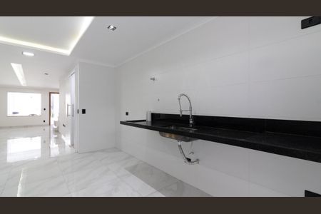 Casa à venda com 145m², 3 quartos e 2 vagas Casa à venda com 145m², 3 quartos e 2 vagasCozinha