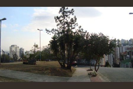 Casa à venda com 250m², 6 quartos e 6 vagas Casa à venda com 250m², 6 quartos e 6 vagasFoto 22