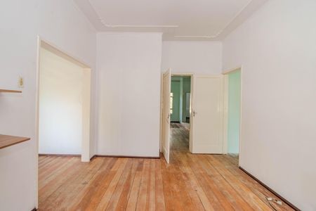 Sala de casa para alugar com 4 quartos, 150m² em São João, Porto Alegre