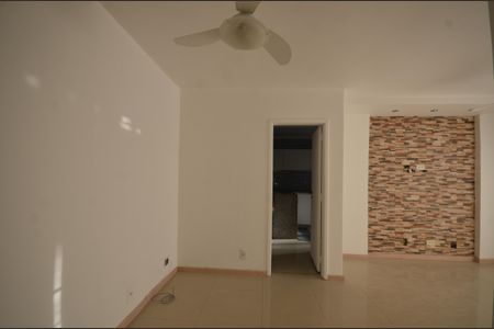 Apartamento à venda com 75m², 2 quartos e 1 vagaSala