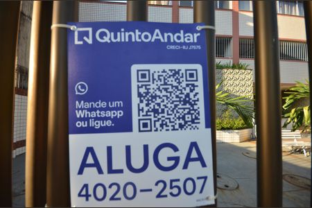 Apartamento à venda com 75m², 2 quartos e 1 vagaPlaca instalada