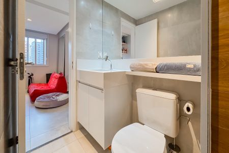 Apartamento à venda com 69m², 2 quartos e 1 vagaBanheiro Social