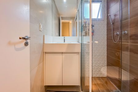 Apartamento à venda com 69m², 2 quartos e 1 vagaBanheiro da Suíte