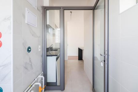 Apartamento para alugar com 69m², 2 quartos e 1 vaga Apartamento para alugar com 69m², 2 quartos e 1 vagaCozinha e Área de Serviço