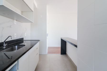Apartamento para alugar com 69m², 2 quartos e 1 vaga Apartamento para alugar com 69m², 2 quartos e 1 vagaCozinha e Área de Serviço