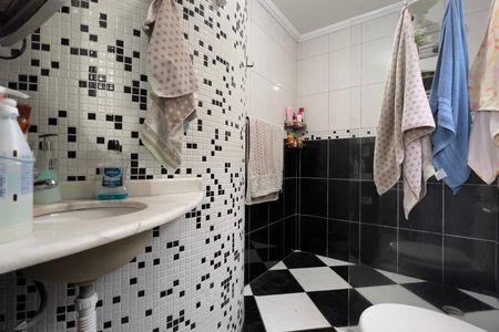 Casa à venda com 150m², 3 quartos e 2 vagas Casa à venda com 150m², 3 quartos e 2 vagasBanheiro da Suíte