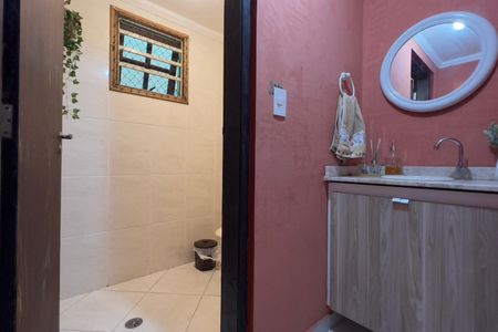 Casa à venda com 150m², 3 quartos e 2 vagas Casa à venda com 150m², 3 quartos e 2 vagasLavabo