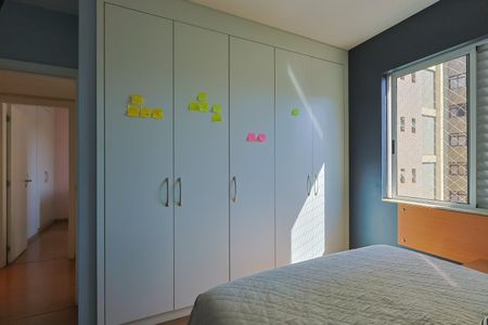 Apartamento à venda com 170m², 4 quartos e 3 vagasQuarto 2