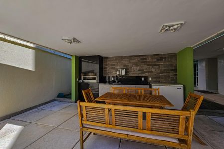 Apartamento à venda com 170m², 4 quartos e 3 vagasÁrea comum - Churrasqueira