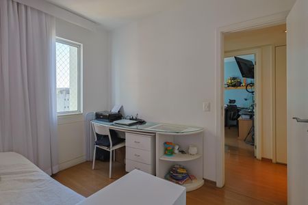 Apartamento à venda com 170m², 4 quartos e 3 vagasQuarto 1