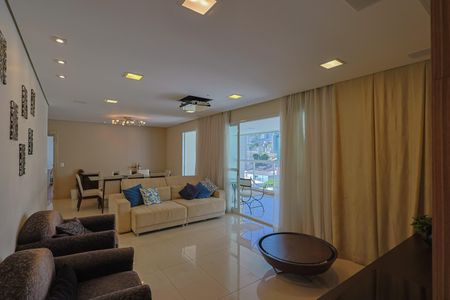 Sala de apartamento à venda com 4 quartos, 170m² em Serra, Belo Horizonte