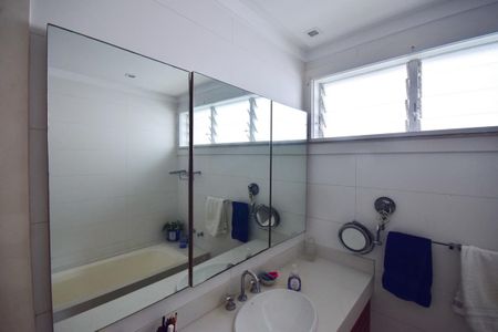 Casa de condomínio à venda com 650m², 4 quartos e 4 vagasBanheiro Suíte Principal