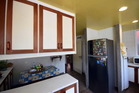 Casa de condomínio à venda com 650m², 4 quartos e 4 vagasCozinha