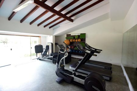 Casa de condomínio à venda com 650m², 4 quartos e 4 vagasÁrea comum - Academia