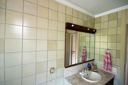 Casa de condomínio à venda com 650m², 4 quartos e 4 vagasBanheiro Suíte 2