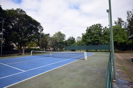 Casa de condomínio à venda com 650m², 4 quartos e 4 vagasÁrea comum - Quadra de Tênis