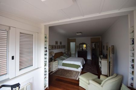 Casa de condomínio à venda com 650m², 4 quartos e 4 vagasSuíte Principal