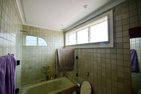 Casa de condomínio à venda com 650m², 4 quartos e 4 vagasBanheiro Suíte 1