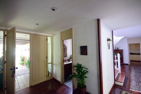 Casa de condomínio à venda com 650m², 4 quartos e 4 vagasHall de entrada