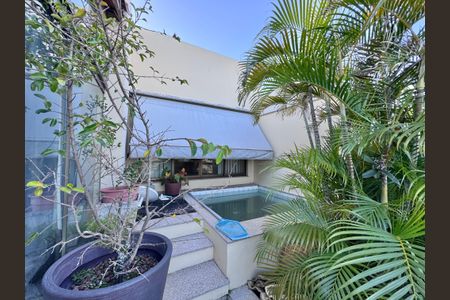 Apartamento à venda com 177m², 4 quartos e 2 vagasVaranda/Terraço