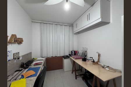 Apartamento à venda com 177m², 4 quartos e 2 vagasQuarto 3